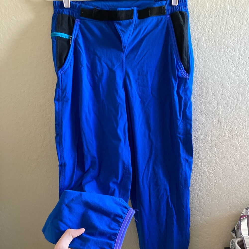 nike acg joggers